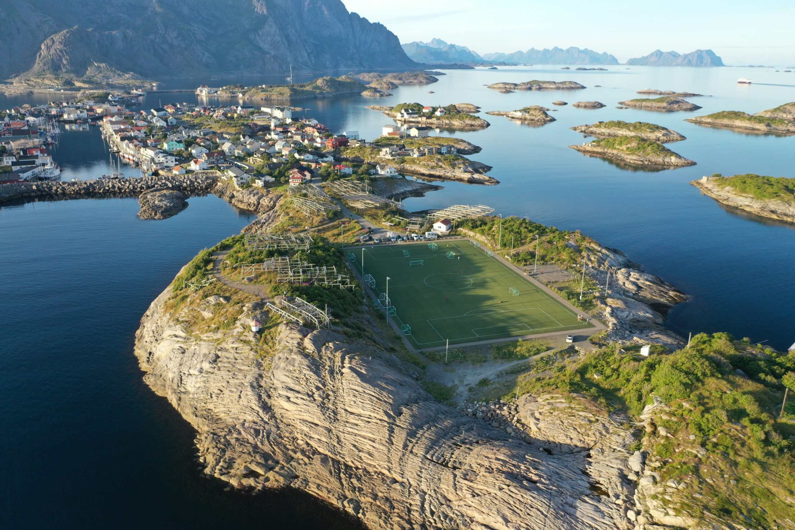 Bilde tatt av luftfotografen. Bildet er et dronebilde