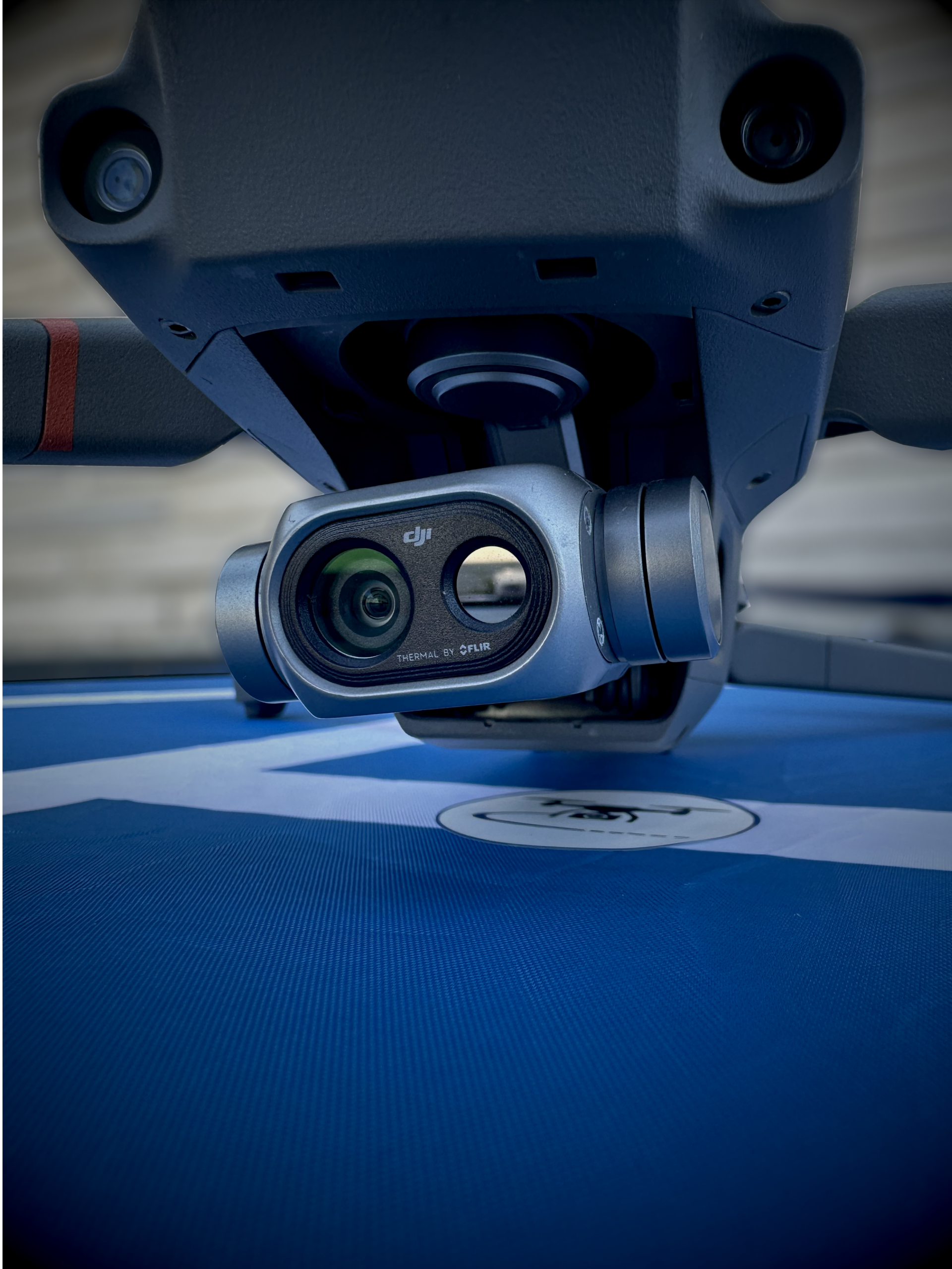 Termisk drone fra luftfotografen. Bildet viser den termiske sensoren.
